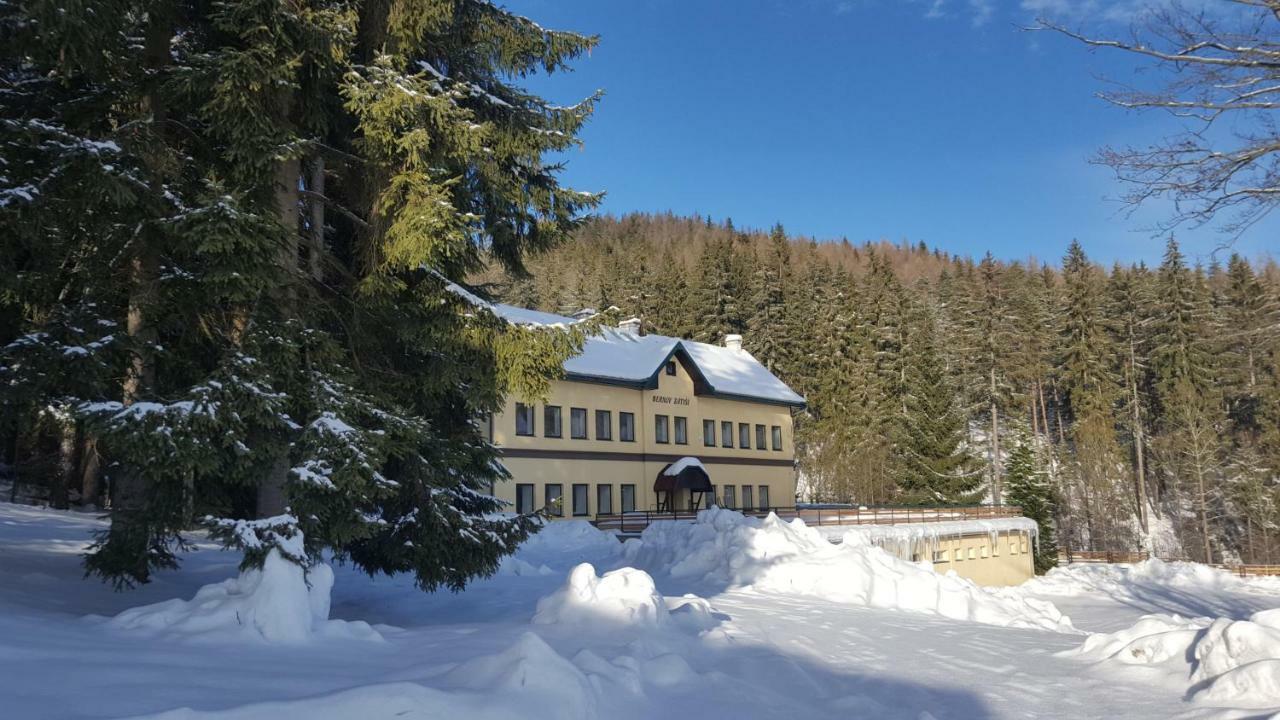 Rs Bernov Zatisi Otel Nejdek Dış mekan fotoğraf
